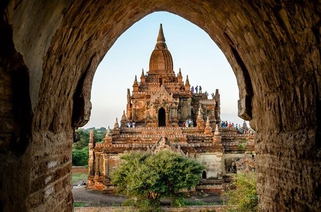 Explore the mysteriousness of unfinished Dhammayangyi temple with useful Myanmar travel tips